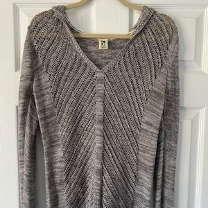 Women’s Roxy Sweater size x-large
